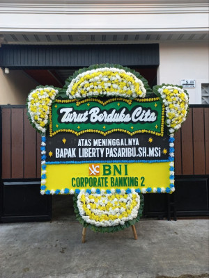 Papan Bunga Duka di Sindangsari