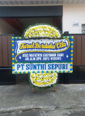 Papan Bunga Duka di Sindangsari