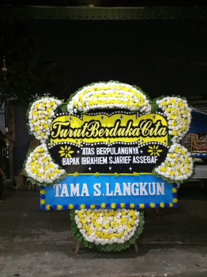Papan Bunga Duka di Sindangsari